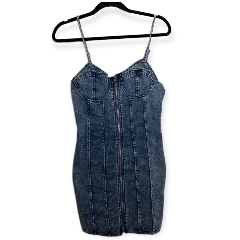 IRIS DRESSES | Preloved Sleeveless Denim Mini Dress | Size M